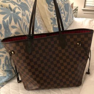 Louis Vuitton Neverfull